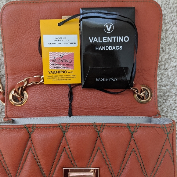 Valentino by Mario Valentino Crossbody. - Picture 9 of 16